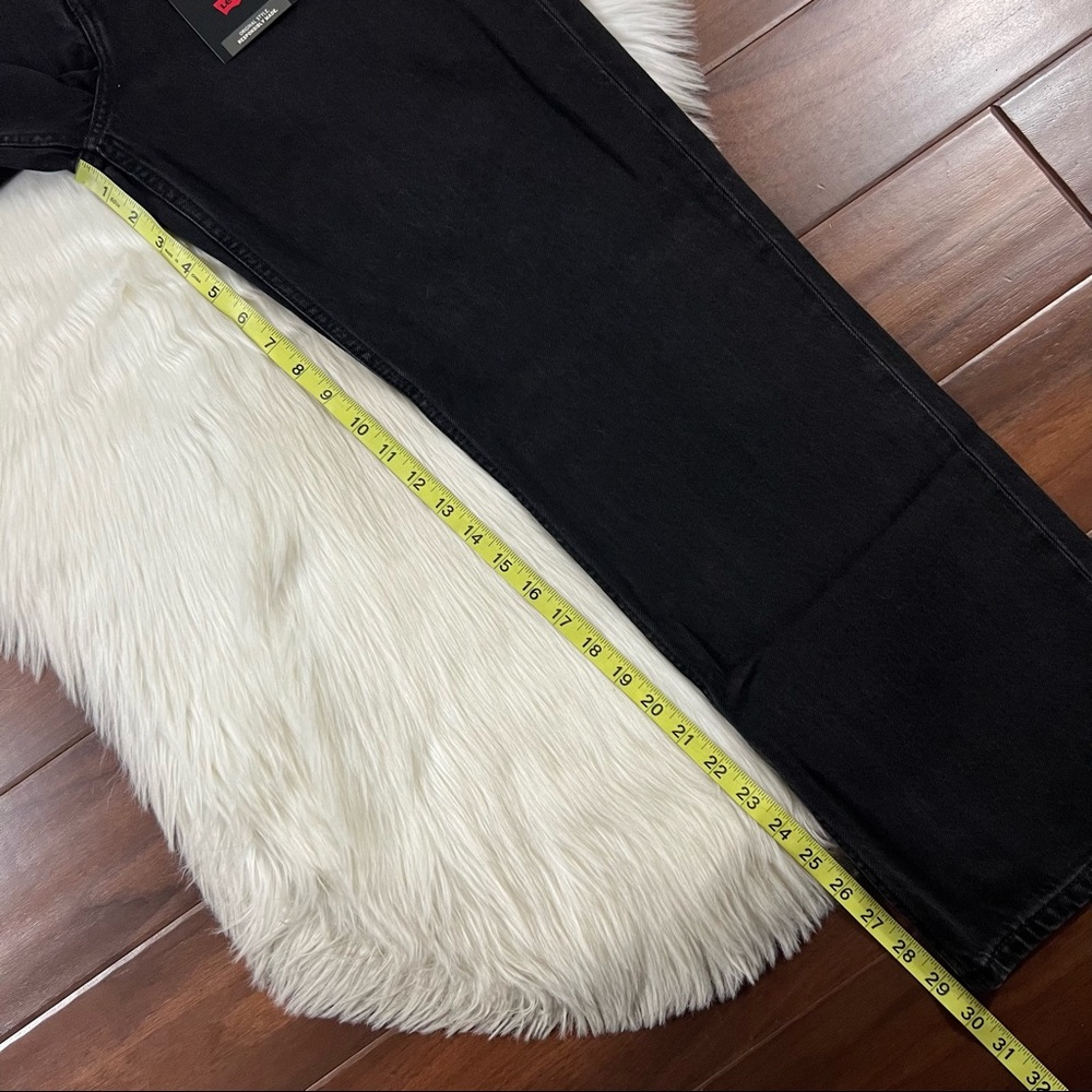 Levi's Women’s Size 31 x 30 Black Soul Loose Straight 90s‎ Denim Jeans - Picture 4 of 8